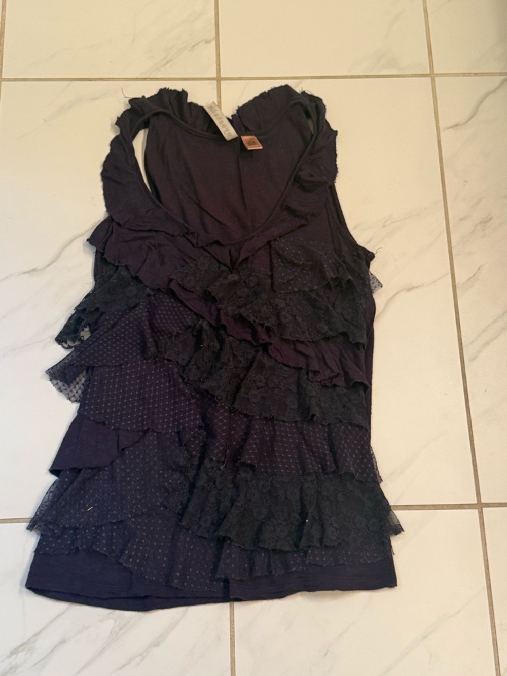 Women’s Ruffled Sleeveless Top - navy